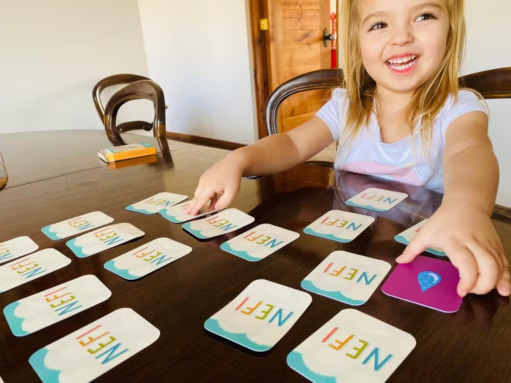 Pack libro nefi + memorice